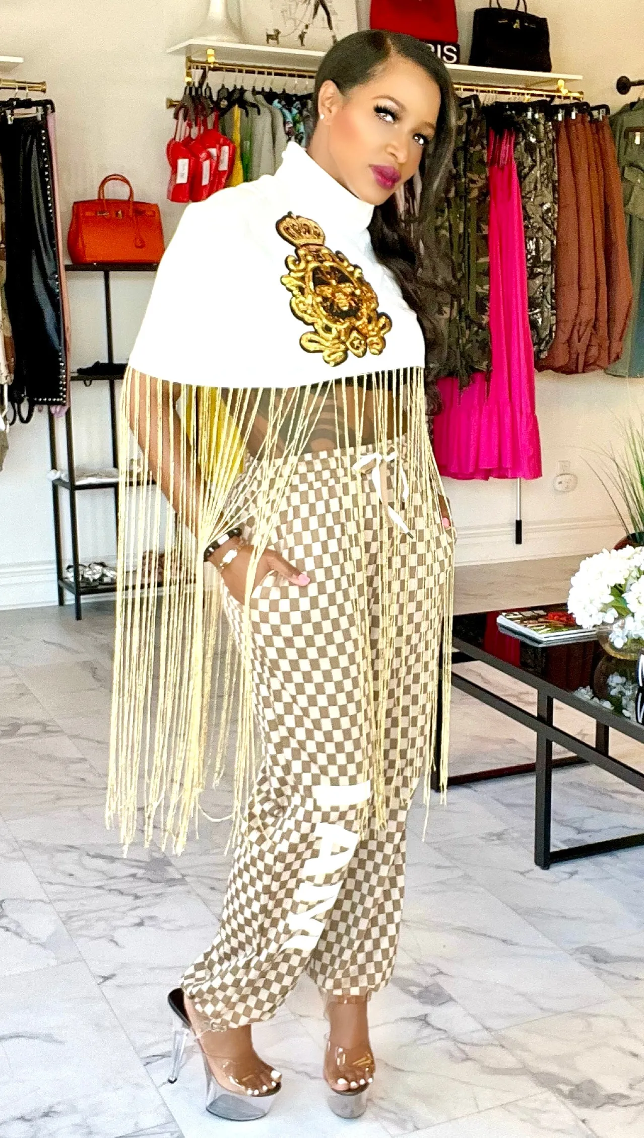 GONE WITH THE WIND | TASSLE CAPE