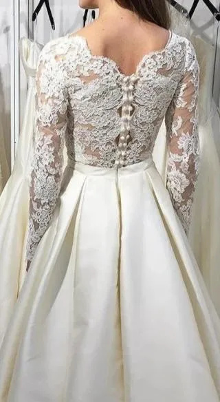 High Quality French Lace Long Sleeve Wedding Dress with Pocket