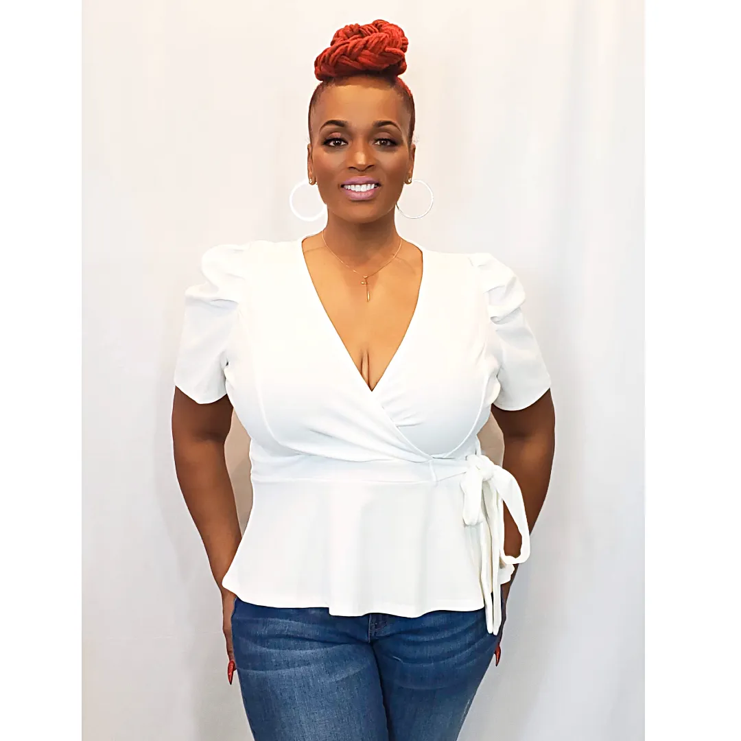 RUMOR HAS IT FLUTTER | TOP (PLUS SIZE)